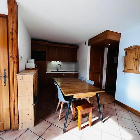 Apartment Les Saisies : 3p, 2 Sdb, Garage, Piscine, 6 Pers - Fr-1-293-349 *